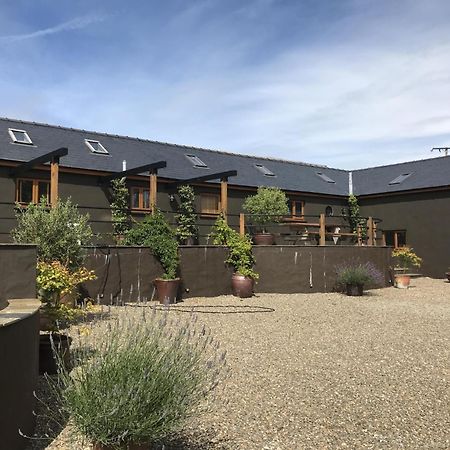 Lavender - Luxurious Barn Conversion - Blossom Farm Johnston Zewnętrze zdjęcie